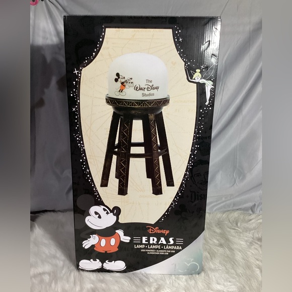 SOLD………Disney ERAS Lamp “The Walt Disney Studios” Water Tower - Picture 8 of 15